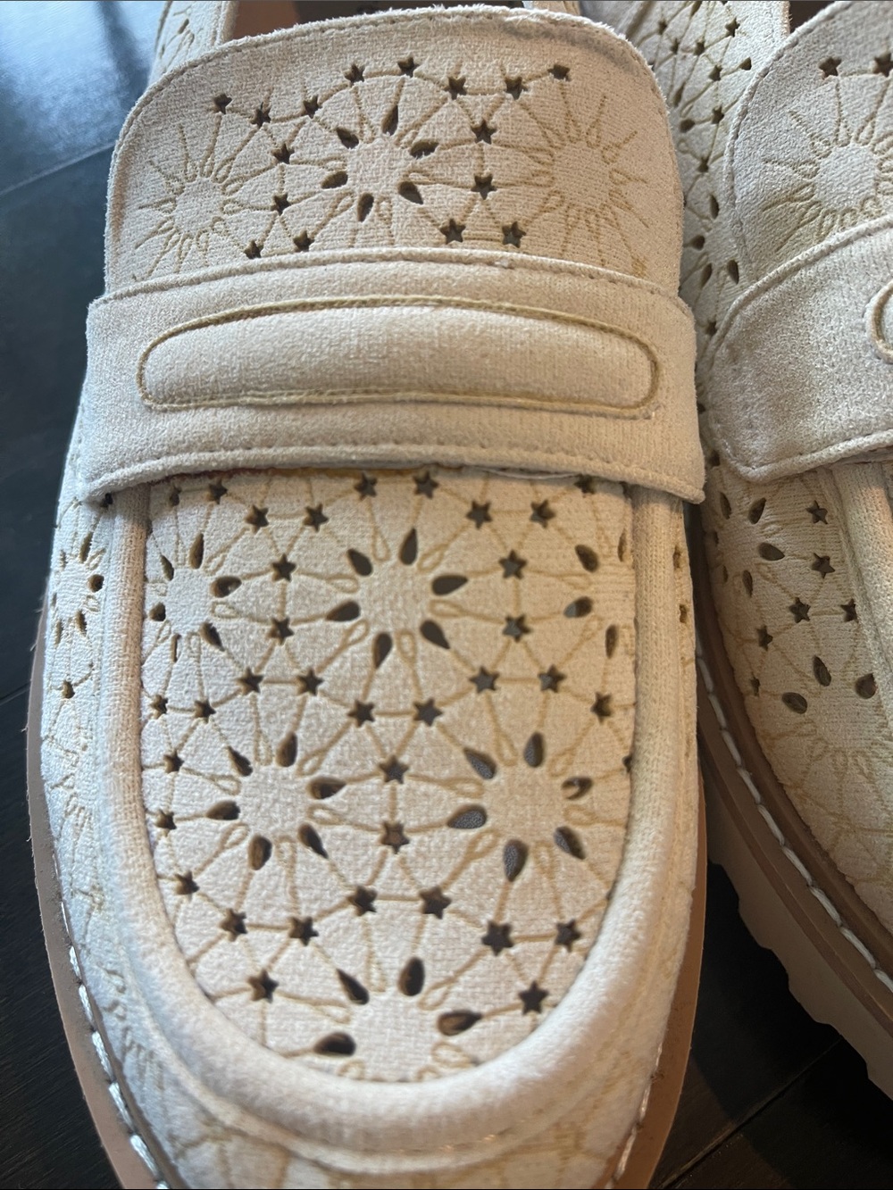 Pierre Dumas Cream Perforated Slip-On Loafers - Picture 4 of 8